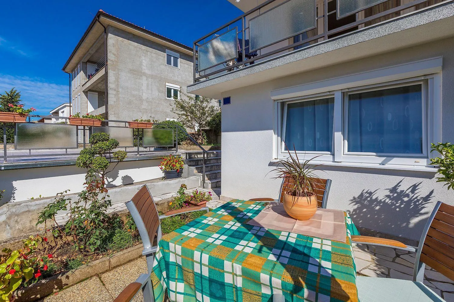 Lauschiges Studio Nur 450 Meter Zum Sandstrand Mit Privater Terrasse Crikvenica 0*,  Croatia
